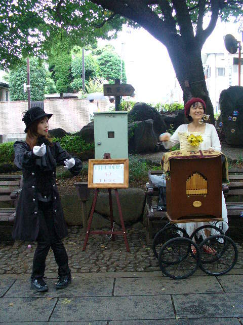 Oliveさんと 大宮大道芸_d0179447_1161979.jpg