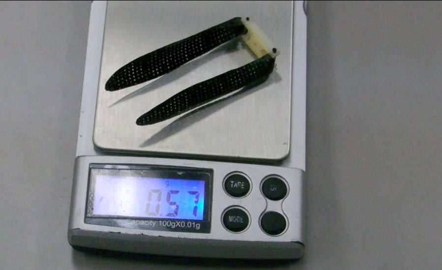 超軽量折ペラを求めてと SIW403ウィングホルダ_d0067943_1982215.jpg