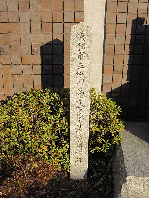 e0237645_15115872.jpg