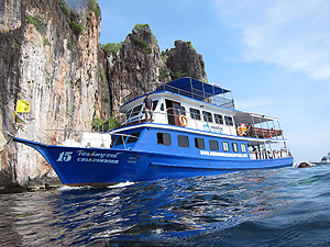 卒業旅行満喫中♪_f0144385_0293419.jpg