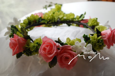 サーモンピンクのバラとジャスミンの花冠_a0136507_19252378.jpg