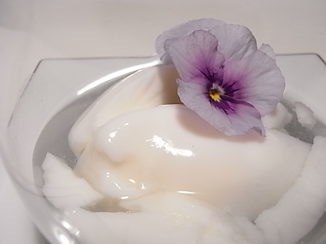杏仁豆腐 すみれのシロップ Wine Salon H