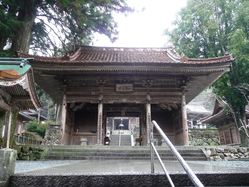 大石を運んだ女神　「四国八十八ヶ所　明石寺内　熊野神社」　NO１_e0165472_2382858.jpg