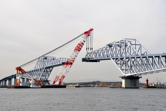 深田サルベージ建設・起重機船「富士」_e0158925_23321883.jpg