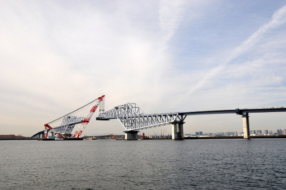 深田サルベージ建設・起重機船「富士」_e0158925_23322714.jpg