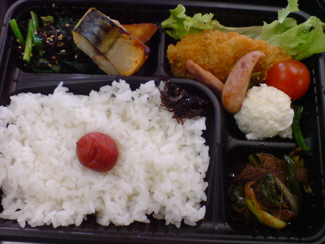 除雪部隊のお弁当、毎日作ってます。_d0182179_1644219.jpg