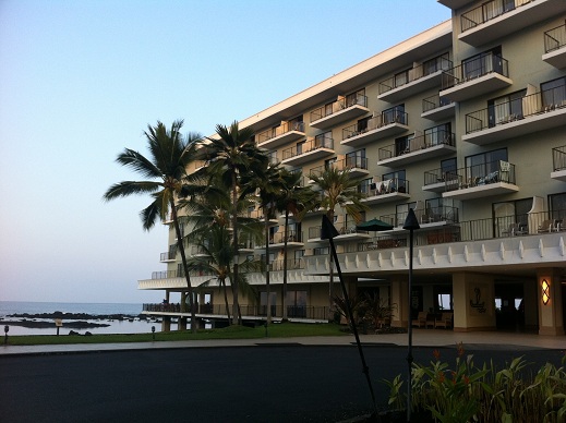 2011~12HAWAIIカウントダウン旅行記～ハワイ島 ケアウホウビーチリゾートホテル～_f0011498_13101525.jpg