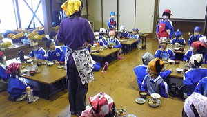 北新庄小学校の大豆の加工体験_e0061225_10235911.jpg
