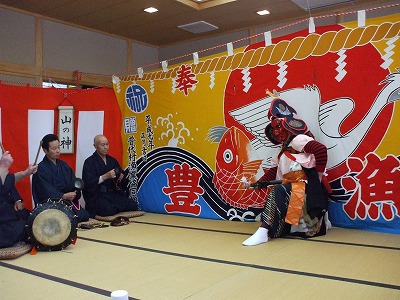 明日は・・・神楽公演です!_b0219993_12464039.jpg