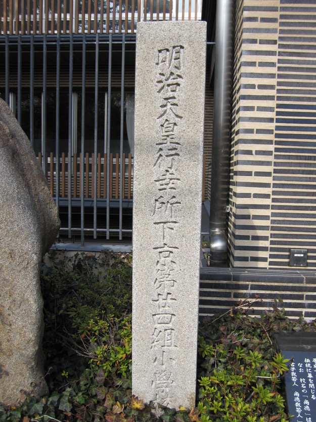 e0237645_2236760.jpg