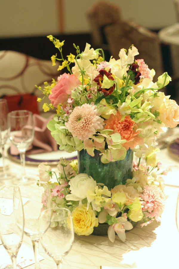 孔雀の間　洋の花色と和の会場　目黒雅叙園様へ_a0042928_1918579.jpg