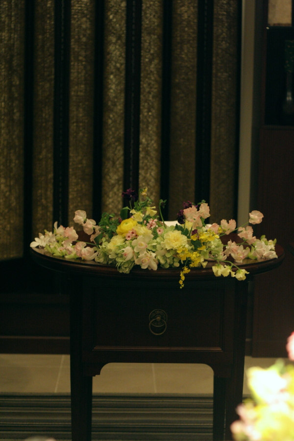 孔雀の間　洋の花色と和の会場　目黒雅叙園様へ_a0042928_19203656.jpg