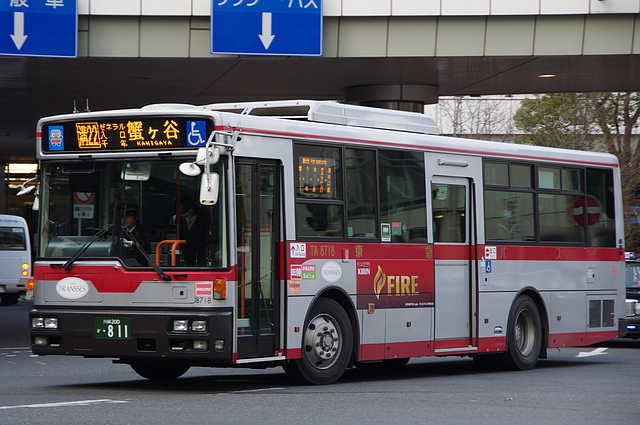 東急バス TA8718_a0189549_1594356.jpg