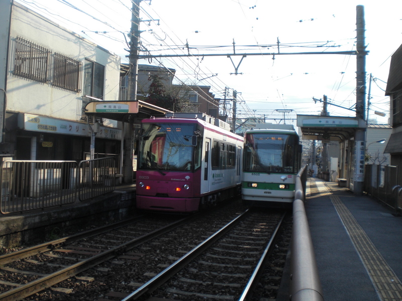 都電荒川線散歩(4)飛鳥山～王子駅前_c0013687_17104257.jpg