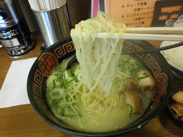 にんにくラーメン幸ちゃん　　　　西三国_c0118393_12442119.jpg