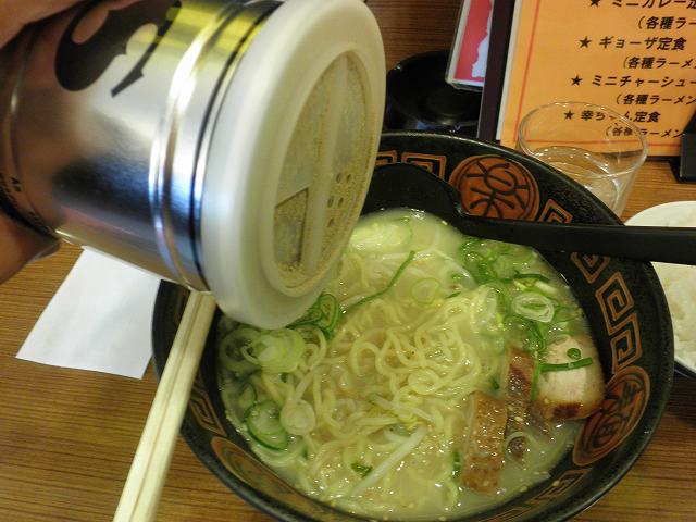 にんにくラーメン幸ちゃん　　　　西三国_c0118393_12452887.jpg