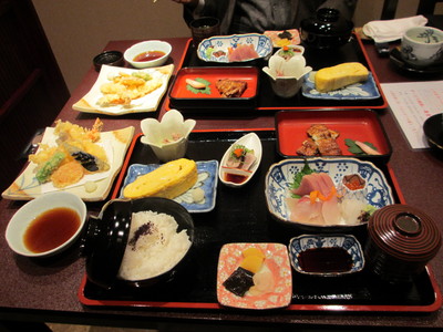 山形屋重右衛門さんでお昼_e0150006_21435848.jpg