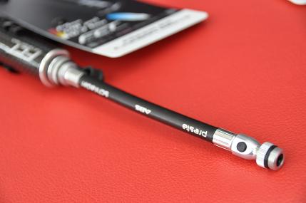 LEZYNE　携帯ポンプ_b0246207_7434418.jpg
