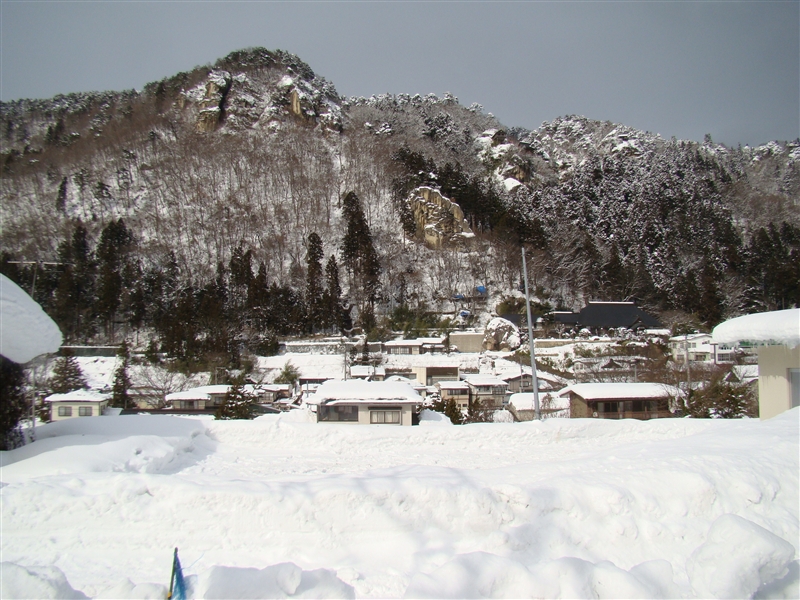 ロシアン娘と山寺雪合戦…魅惑の山形路だよ_a0127015_1846444.jpg