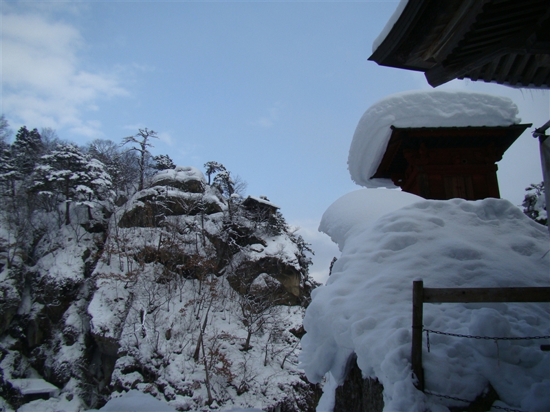 ロシアン娘と山寺雪合戦…魅惑の山形路だよ_a0127015_1854574.jpg