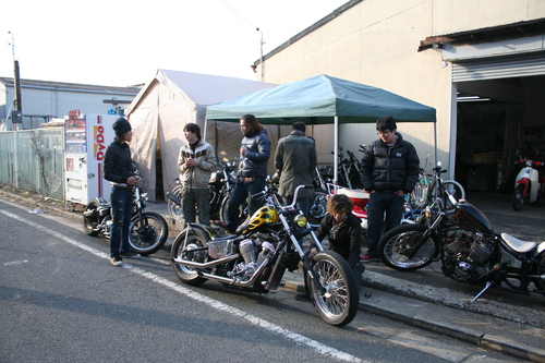 ダーツ大会勃発!_a0164918_13531875.jpg