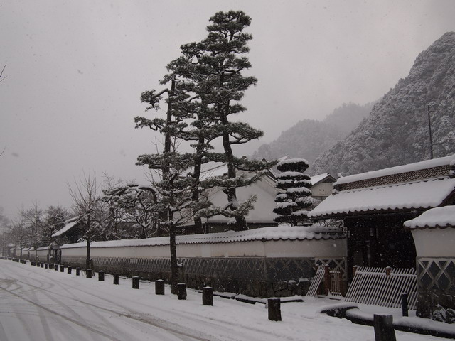 雪の津和野と焼き菓子_e0222120_20774.jpg