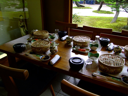 「島根県　出雲・松江を巡る旅2011　大根島の日本庭園　由志園」_a0000029_12191122.jpg