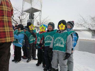 ちびっこサッカー大会、でも吹雪だよ…_e0091871_1821472.jpg