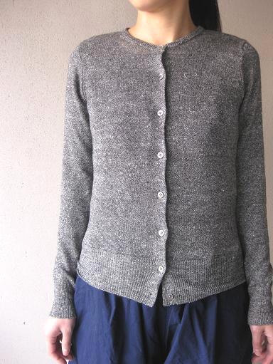 n100 エヌワンハンドレッド カシミヤ×リネンニットのVネックと ...
