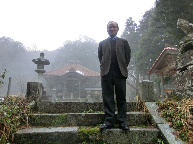 藤田八束、日本、東日本、気仙沼、若者たちへの期待・・・阿蘇・冠雪・出雲・峯寺（１０／１１）_d0181492_0521732.jpg