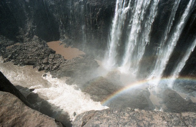 1985年のビクトリアフォールズ　ザンビア、ジンバブウェ国境： Zambia, Zimbabwe_a0183811_20521822.jpg