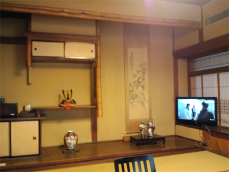 和室とテレビの微妙な関係 きゅうだいめの道 和室とテレビの微妙な関係 きゅうだいめの道