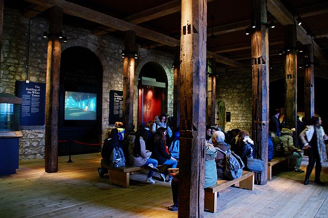 世界遺産】 ロンドン塔 ホワイト・タワー : 文化遺産見学案内所