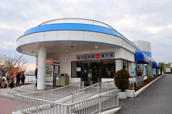 「船の科学館ミニ展示場」と羊蹄丸のその後・・・_e0158925_2151837.jpg