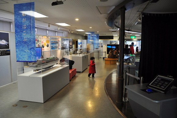 「船の科学館ミニ展示場」と羊蹄丸のその後・・・_e0158925_21593044.jpg