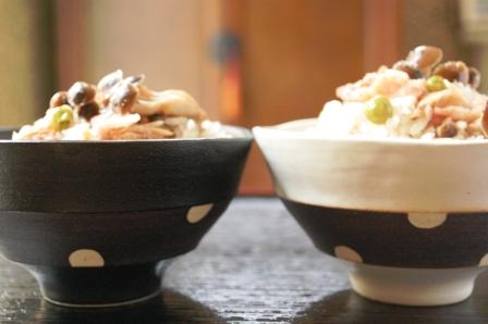 しめじとツナとベーコンのゆかり風味の炊き込みご飯_d0104926_5242364.jpg