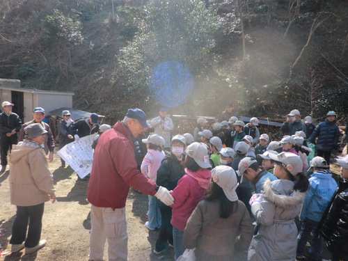 里山に100人以上の親子連れが訪れて by 「仁べ」_c0239329_21242278.jpg