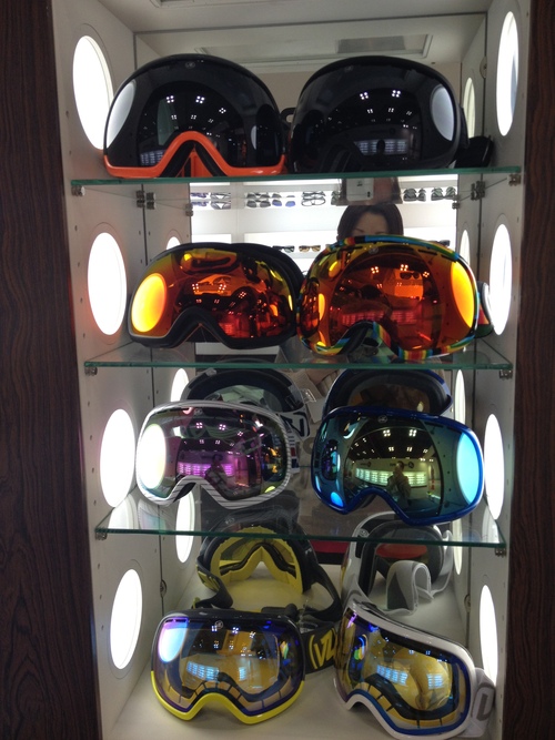 展示会☆ VONZIPPER_c0151965_20384675.jpg