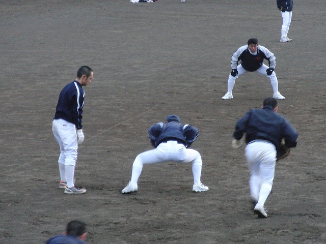 富士市立高校野球部の冬の練習風景_f0141310_7573469.jpg