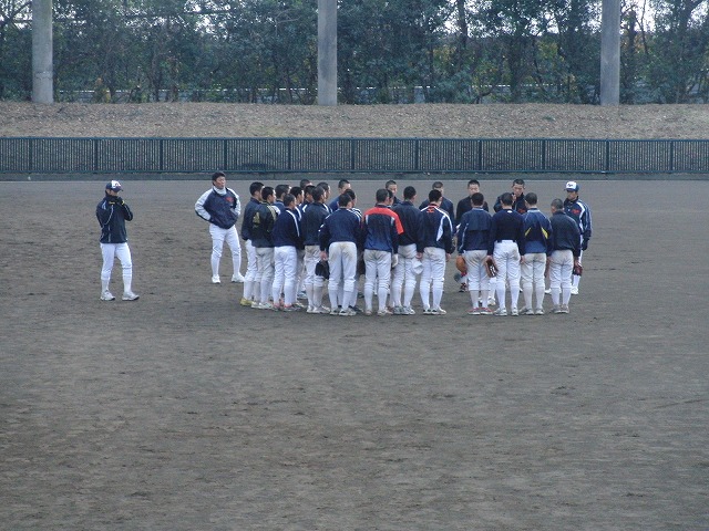 富士市立高校野球部の冬の練習風景_f0141310_7575484.jpg