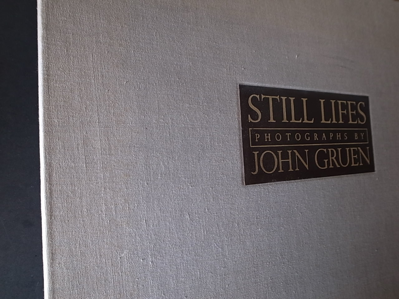 OBJECTS / John Gruen : Books & Things OBJECTS / John Gruen : Books & Things