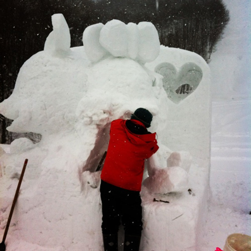 ＜祝：最優秀賞＞田沢湖ふるさとふれあい協議会の雪像づくり_b0219741_1630792.jpg