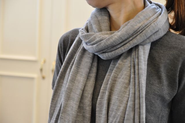 大人ストール ・・・ JOHN SMEDLEY 。_b0110586_2001310.jpg