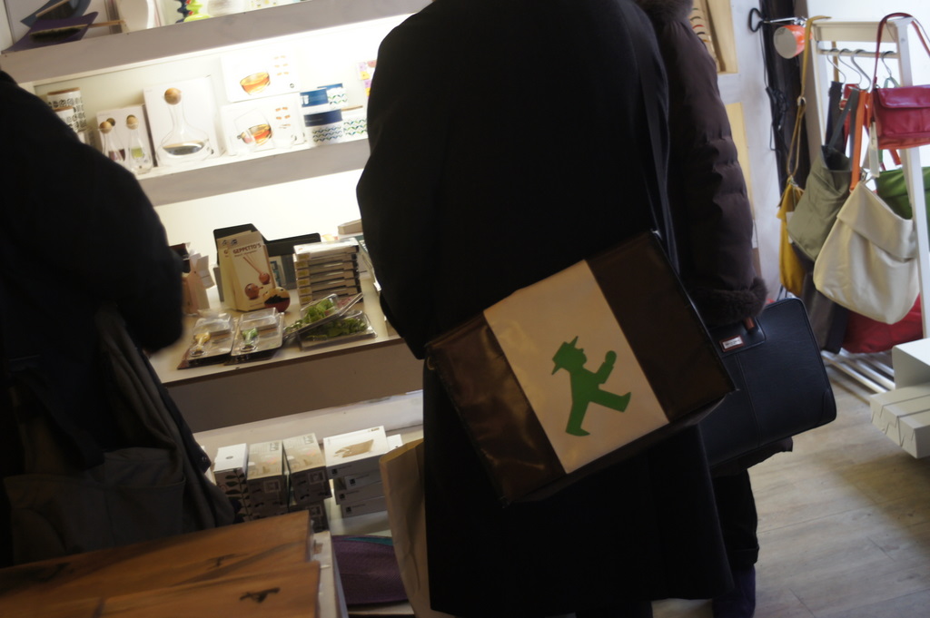 ベルリンの和カフェmamechaで津和野の「まめ茶」_c0180686_20304986.jpg
