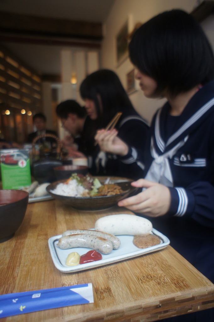 ベルリンの和カフェmamechaで津和野の「まめ茶」_c0180686_2032087.jpg