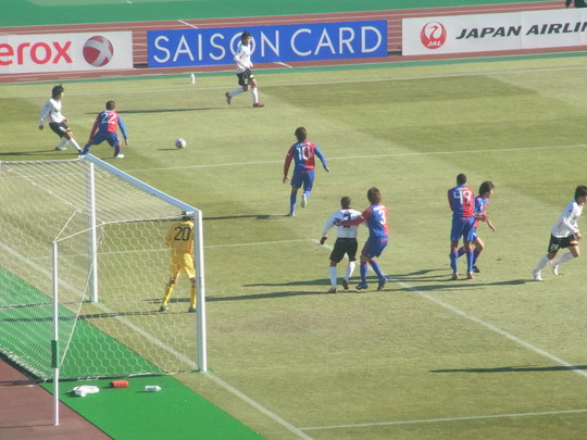 ２０１１－４６　東京１－０浦和　～2年連続熊谷でナオゴール～_e0006700_20433256.jpg