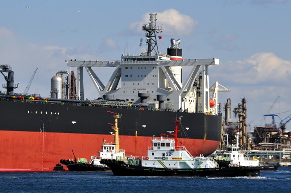 VLCC「時津丸・TOKITSU MARU 」横浜出港_e0158925_2023084.jpg