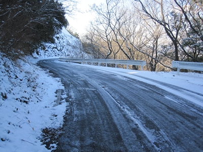 雪の大坂峠_e0201281_18573657.jpg