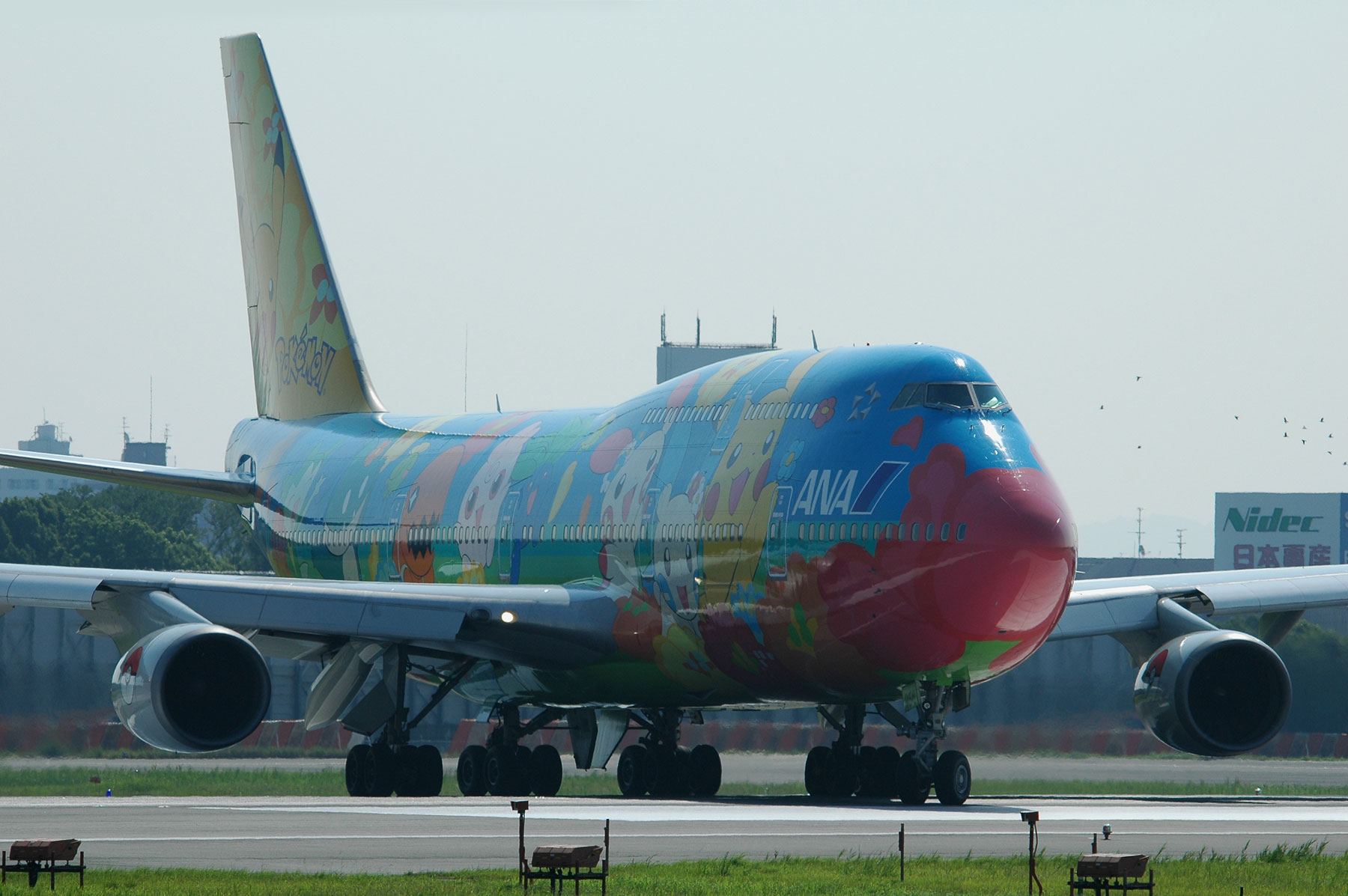 BOEING 747-400D / JA8956 - お花ジャンボ - : SKY LOUNGE BOEING 747-400D / JA8956 - お花ジャンボ - : SKY LOUNGE