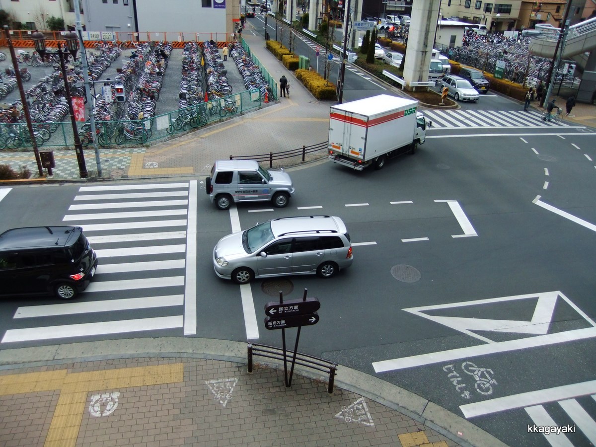 田舎から見たちょっと都会の風景と共に_e0206242_19413410.jpg